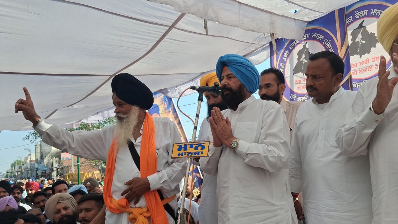 ਪਰਵਿੰਦਰ ਝੋਟੇ ਦੇ ਇਨਸਾਫ਼ ਲਈ ਮਾਨਸਾ ਮੋਰਚੇ ''ਚ ਪਹੁੰਚੇ ਕੇਵਲ ਸਿੰਘ ਢਿੱਲੋਂ, CBI ਜਾਂਚ ਦੀ ਮੰਗ ਦੁਹਰਾਈ