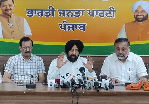 political theatrics instead of punjab  s issues kewal singh dhillon