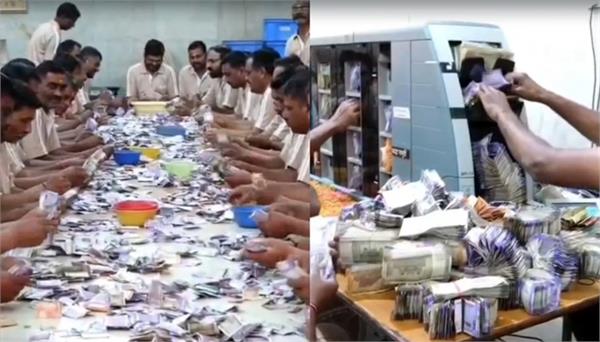 devotees set a record for donations in shirdi