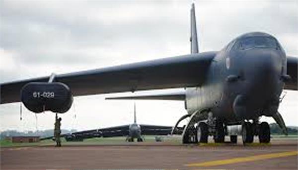 us military aircraft arrive in england