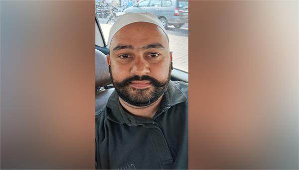 taxi driver hanging himself after being harassed by finance company