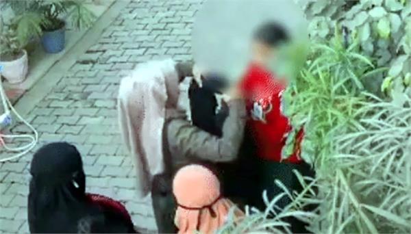 hindu girl forced to wear burqa in moradabad