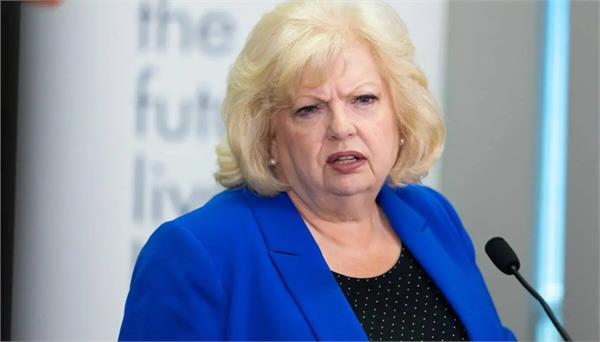 surrey mayor calls on federal government to declar emergency