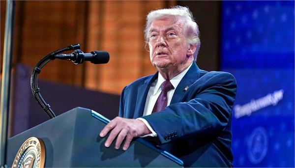 trump orders reopening of venezuelan airspace