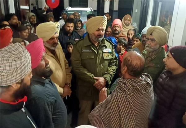 police check gangsters   safe havens