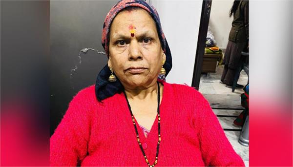 groom  s mother  s purse goes missing during wedding reception