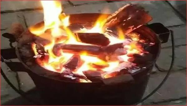 the cause of death of people who are building bonfires to escape the cold