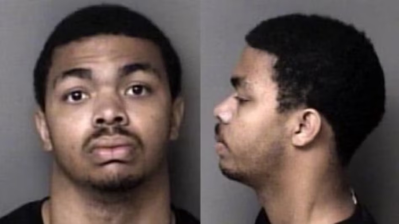 ਅਮਰੀਕਾ ''ਚ ਨਵੇਂ ਸਾਲ ਤੋਂ ਕੁਝ ਘੰਟੇ ਪਹਿਲਾਂ ਅੱਤਵਾਦੀ ਸਾਜ਼ਿਸ਼ ਨਾਕਾਮ, FBI ਨੇ 18 ਸਾਲਾਂ ਦੇ IS ਸ਼ੱਕੀ ਨੂੰ ਕੀਤਾ ਕਾਬੂ