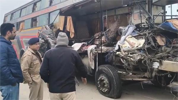 bus and trailer collision