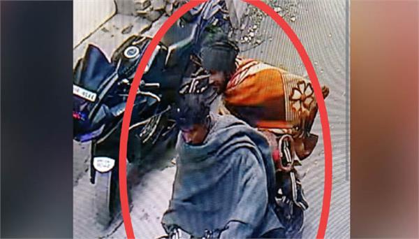 drug addicts robbed 6 cylinders from gas agency delivery man in 8 days