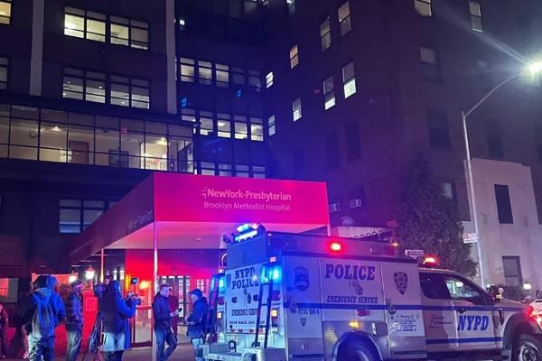 american hospital  weapons  patients  police  bullets