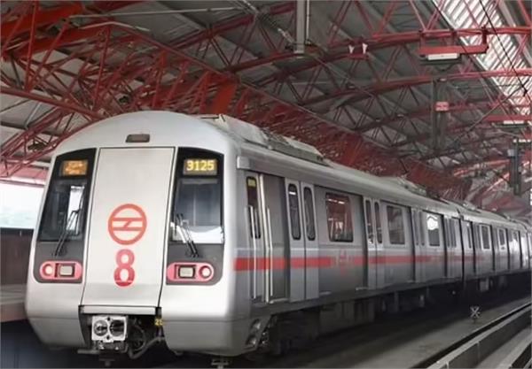 delhi  metro  republic day  train