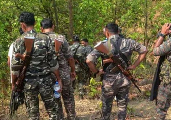 chhattisgarh  security forces  encounter  naxal  death