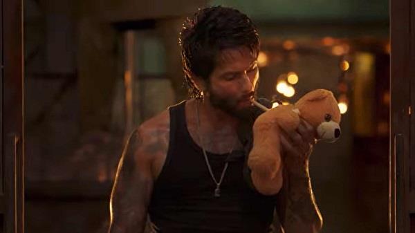 shahid kapoor  s   oh romeo   trailer released