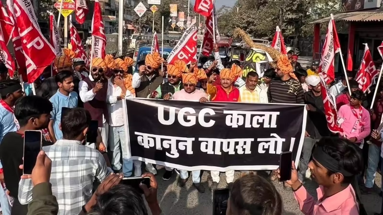 UGC ਦੇ ਨਵੇਂ ਨਿਯਮਾਂ ''ਤੇ ਦੇਸ਼ ਭਰ ''ਚ ਹੰਗਾਮਾ, ਸੁਪਰੀਮ ਕੋਰਟ ਪੁੱਜਾ ਵਿਵਾਦ, ਜਾਣੋ ਪੂਰਾ ਮਾਮਲਾ