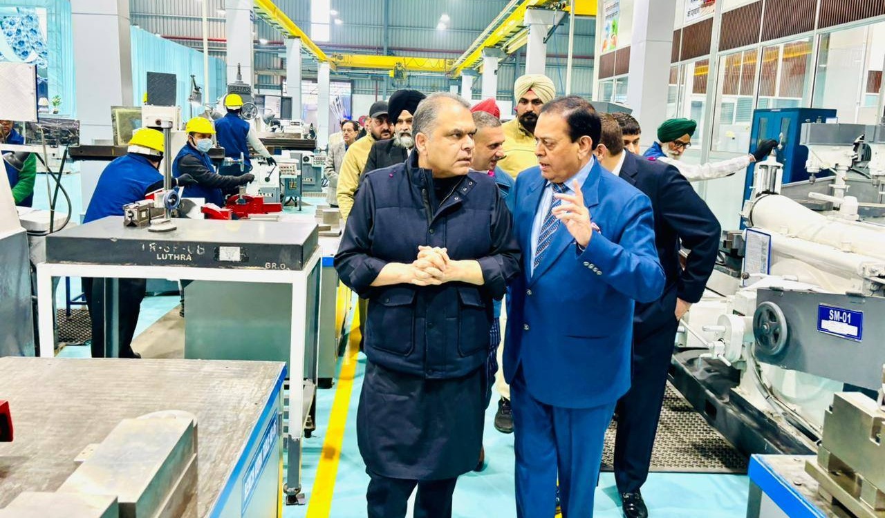 ਕੈਬਨਿਟ ਮੰਤਰੀ ਸੰਜੀਵ ਅਰੋੜਾ ਵੱਲੋਂ ਲੁਧਿਆਣਾ ਫੋਕਲ ਪੁਆਇੰਟ ’ਚ ਨਵੇਂ ‘ਟੂਲ ਰੂਮ’ ਯੂਨਿਟ ਦਾ ਉਦਘਾਟਨ