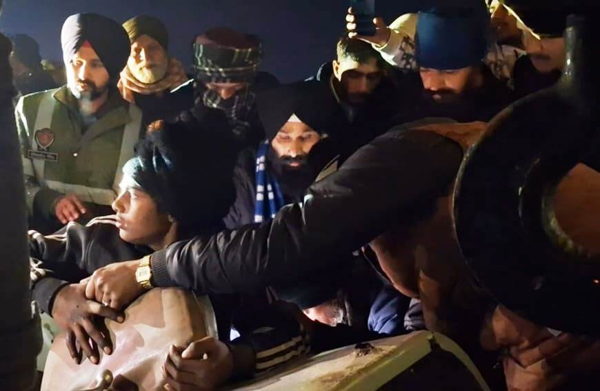 ਟਰੈਕਟਰ-ਟਰਾਲੀ ਤੇ ਬੱਸ ਦੀ ਭਿਆਨਕ ਟੱਕਰ, ਡਰਾਈਵਰ ਤੇ ਕੰਡਕਟਰ ਸਮੇਤ ਕਈ ਸਵਾਰੀਆਂ ਜ਼ਖ਼ਮੀ