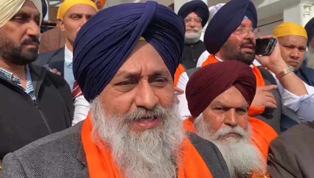 ਜਲੰਧਰ: ਸ਼੍ਰੀ ਗੁਰੂ ਰਵਿਦਾਸ ਧਾਮ ਨਤਮਸਤਕ ਹੋਏ ਸੁਖਬੀਰ ਬਾਦਲ, ਕਿਹਾ-ਸਾਰੇ ਇਕੱਠੇ ਹੋ ਕੇ ਪੰਜਾਬ ਨੂੰ ਕਰੀਏ ਮਜ਼ਬੂਤ