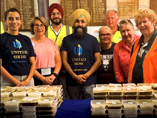 ਆਸਟ੍ਰੇਲੀਆ ''ਚ ਜੰਗਲੀ ਅੱਗ ਦਾ ਕਹਿਰ ! ਮਦਦ ਲਈ ਅੱਗੇ ਆਏ ''ਯੂਨਾਈਟਿਡ ਸਿੱਖਸ'', ਲਾ''ਤੇ ਲੰਗਰ