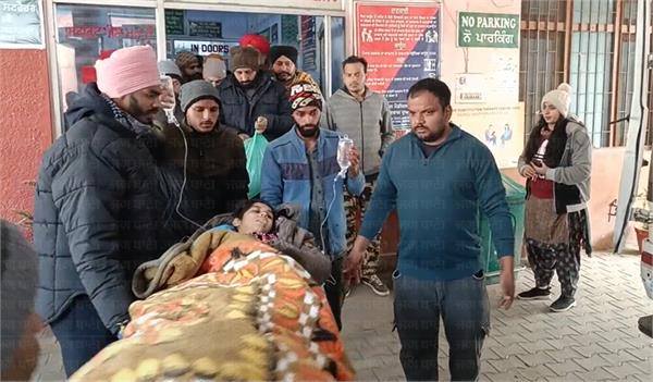 young girl  truck  activa