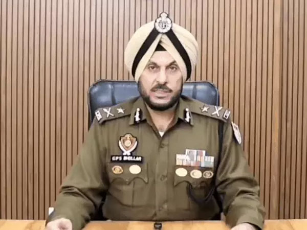 328 ਪਾਵਨ ਸਰੂਪਾਂ ਦੀ ਜਾਂਚ 'ਤੇ CP ਦਾ ਵੱਡਾ ਬਿਆਨ, SIT ਦੀ ਜਾਂਚ ਤੇਜ਼, ਪੰਜਾਬ-ਚੰਡੀਗੜ੍ਹ 'ਚ 15 ਥਾਵਾਂ 'ਤੇ ਤਲਾਸ਼ੀ