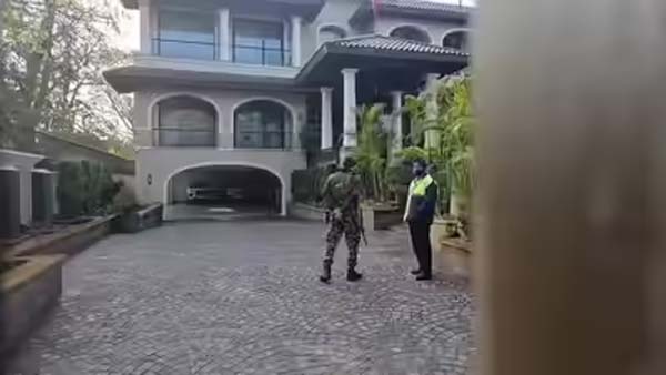 ਪੰਜਾਬ ਦੇ ਸਾਬਕਾ ਮੰਤਰੀ ਤੇ ਕਾਂਗਰਸੀ ਆਗੂ ਦੀ ਰਿਹਾਇਸ਼ ''ਤੇ ਛਾਪੇਮਾਰੀ ਜਾਰੀ