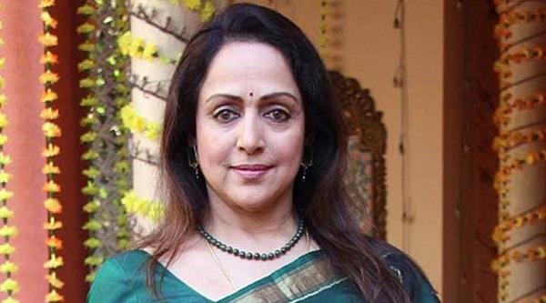 hema malini gets emotional remembering the early days career