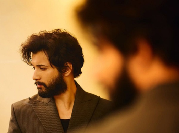 ‘ਚਾਕਲੇਟੀ ਬੁਆਏ’ ਰੋਹਿਤ ਸਰਾਫ ਦਾ ਬਦਲਿਆ ਅੰਦਾਜ਼; ਸੰਘਣੀ ਦਾੜ੍ਹੀ ਤੇ ਮੈਸੀ ਹੇਅਰ ਸਟਾਈਲ ਨੇ ਮਚਾਈ ਹਲਚਲ