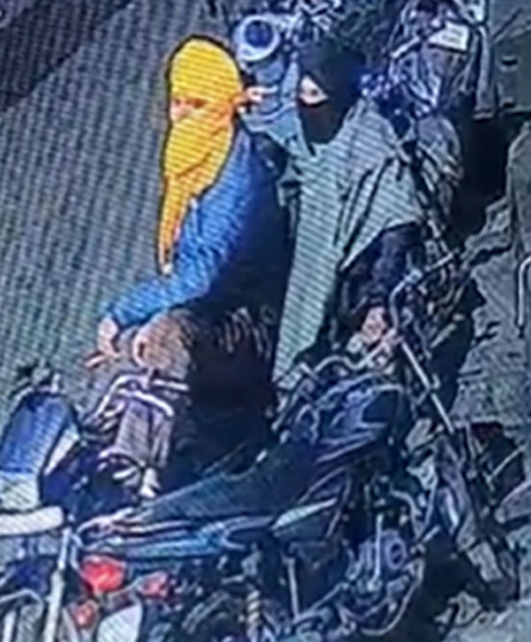 ਕਾਦੀਆਂ ’ਚ ਚੋਰਾਂ ਵਲੋਂ ਮੋਟਰਸਾਈਕਲ ਚੋਰੀ, ਘਟਨਾ cctv ’ਚ ਕੈਦ