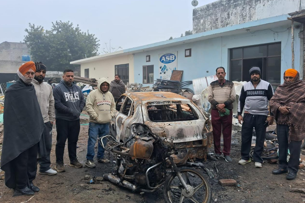 ਸੈਨੇਟਰੀ ਸਟੋਰ ਦੇ ਗੋਦਾਮ ''ਚ ਅੱਗ ਲੱਗਣ ਨਾਲ ਲੱਖਾਂ ਦਾ ਸਮਾਨ ਸੜ੍ਹ ਕੇ ਸੁਆਹ