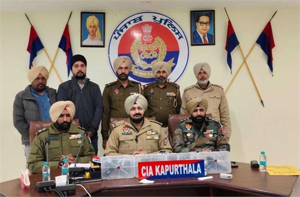 2 arrested with 4 illegal pistols brought from madhya pradesh