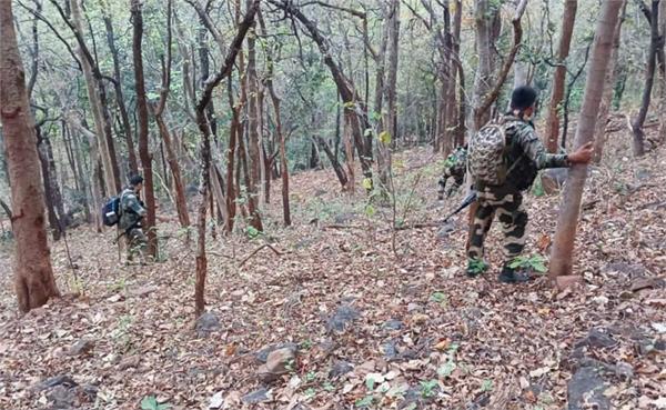 an encounter is underway between security forces and maoists