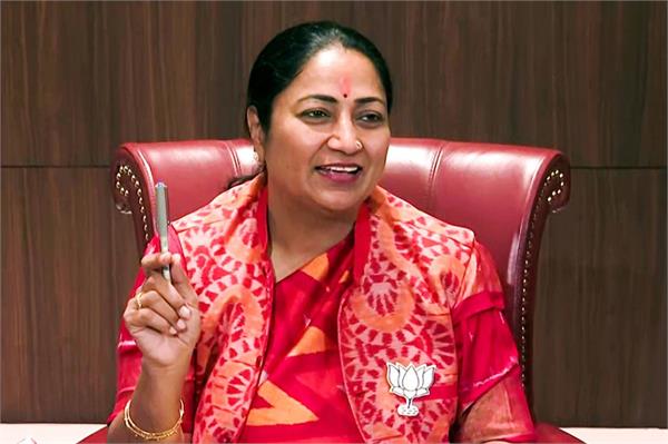 cm rekha gupta presented the report card