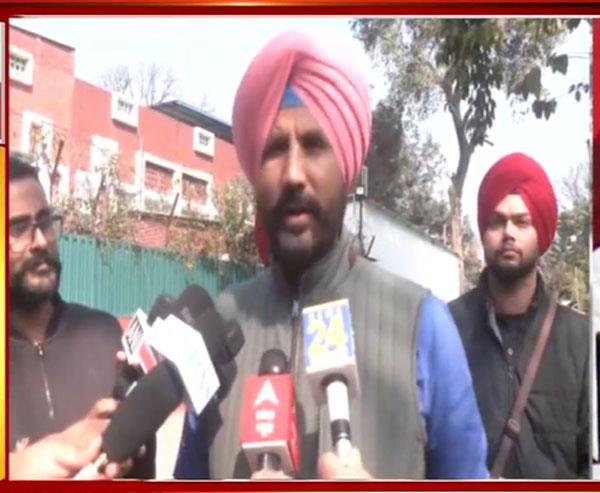 caste war breaks out in punjab congress