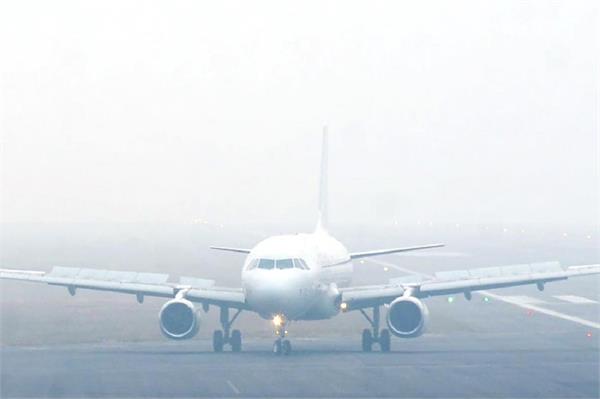 bad weather delhi airport