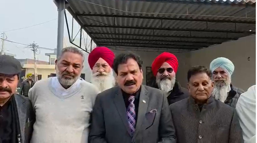 ਸ਼ਹੀਦਾਂ ਦੇ ਪਰਿਵਾਰ ਨੂੰ ਨਿਸ਼ਾਨਾ ਬਣਾ ਰਹੀ ''ਆਪ'' ਸਰਕਾਰ, ਵਿਰੋਧੀ ਧਿਰਾਂ ਵੱਲੋਂ ਤਿੱਖੇ ਸੰਘਰਸ਼ ਦੀ ਚਿਤਾਵਨੀ