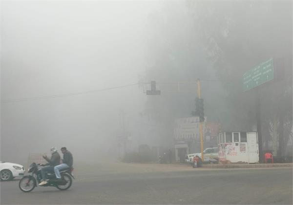 due to increasing cold  laborers are not getting work