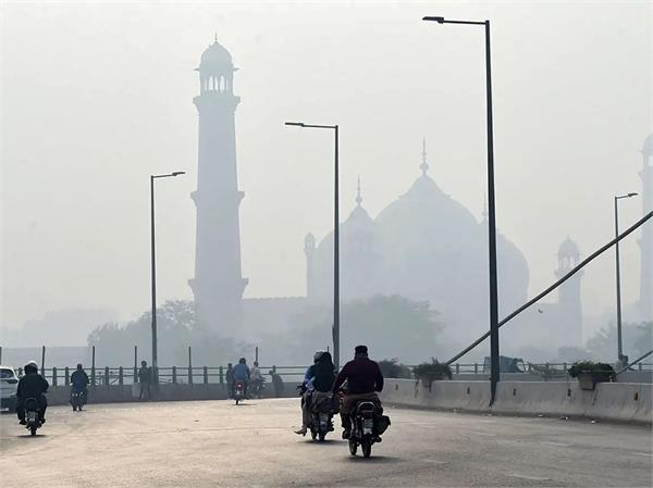 pakistan  s lahore ranked world  s most polluted city