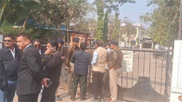 chhattisgarh three district courts threatened