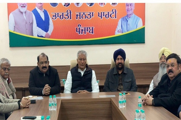 ''ਆਪ'' ਸਰਕਾਰ ਮੀਡੀਆ ਅਤੇ ਲੋਕਾਂ ਦੀ ਬੋਲਣ ਦੀ ਆਜ਼ਾਦੀ ਖੋਹ ਰਹੀ : ਸੁਨੀਲ ਜਾਖੜ