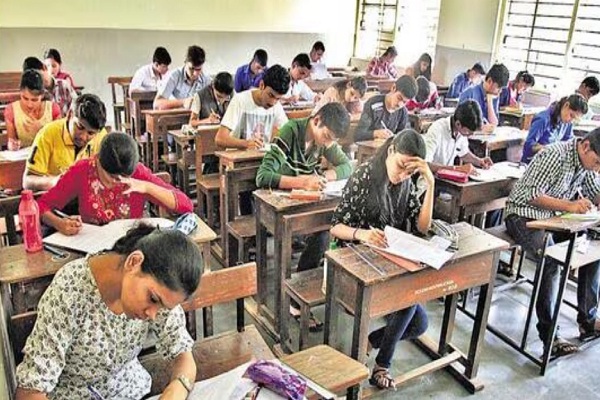 ਪ੍ਰੀਖਿਆਵਾਂ ਤੋਂ ਪਹਿਲਾਂ ਕਾਲਜਾਂ 'ਚ ਲਾਜ਼ਮੀ ਹੋਇਆ ਆਹ ਕੰਮ, ਪੀ. ਯੂ. ਪ੍ਰਸ਼ਾਸਨ ਵਲੋਂ ਨਵੇਂ ਹੁਕਮ ਜਾਰੀ