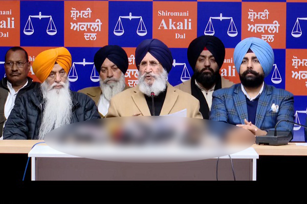 ''ਸਿਹਤ ਬੀਮਾ ਯੋਜਨਾ'' ਨੂੰ ਲੈ ਕੇ ਅਕਾਲੀ ਦਲ ਨੇ ਘੇਰੀ ਪੰਜਾਬ ਸਰਕਾਰ, ਲਾਏ ਵੱਡੇ ਇਲਜ਼ਾਮ (ਵੀਡੀਓ)