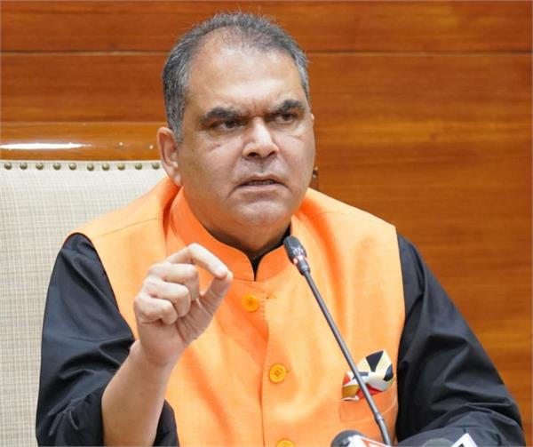 sanjeev arora  minister of industry  investment