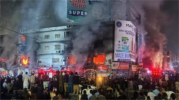 pakistan karachi mall fire