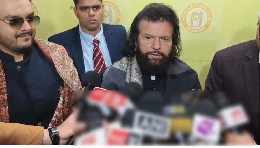 "ਮੈਨੂੰ ਨਹੀਂ ਪਤਾ ਚੋਣਾਂ ਕਿੱਥੇ ਹੋ ਰਹੀਆਂ, ਮੈਂ ਤਾਂ ਹੁਣ ..." ਹੰਸ ਰਾਜ ਹੰਸ ਦਾ ਸਿਆਸਤ ਬਾਰੇ ਵੱਡਾ ਬਿਆਨ