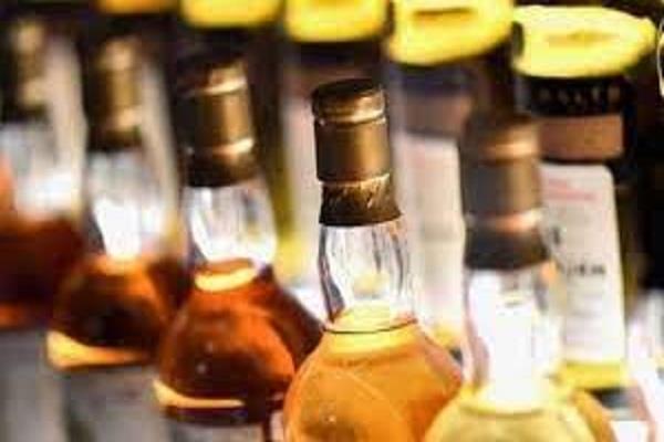 excise department seizes 3200 liters of liquor bottles