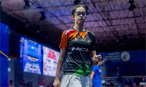 anahat singh advances to second round with stunning victory