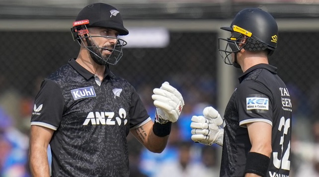 ਡੇਰਿਲ, ਫਿਲਿਪਸ ਦੇ ਸੈਂਕੜੇ, ਨਿਊਜ਼ੀਲੈਂਡ ਨੇ ਭਾਰਤ ਨੂੰ ਦਿੱਤਾ 338 ਦੌੜਾਂ ਦਾ ਟੀਚਾ