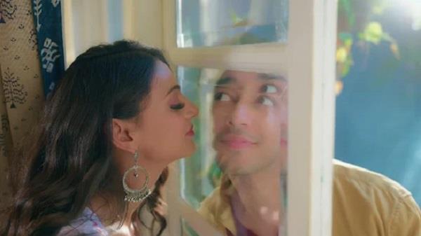 monalisa romantic song released