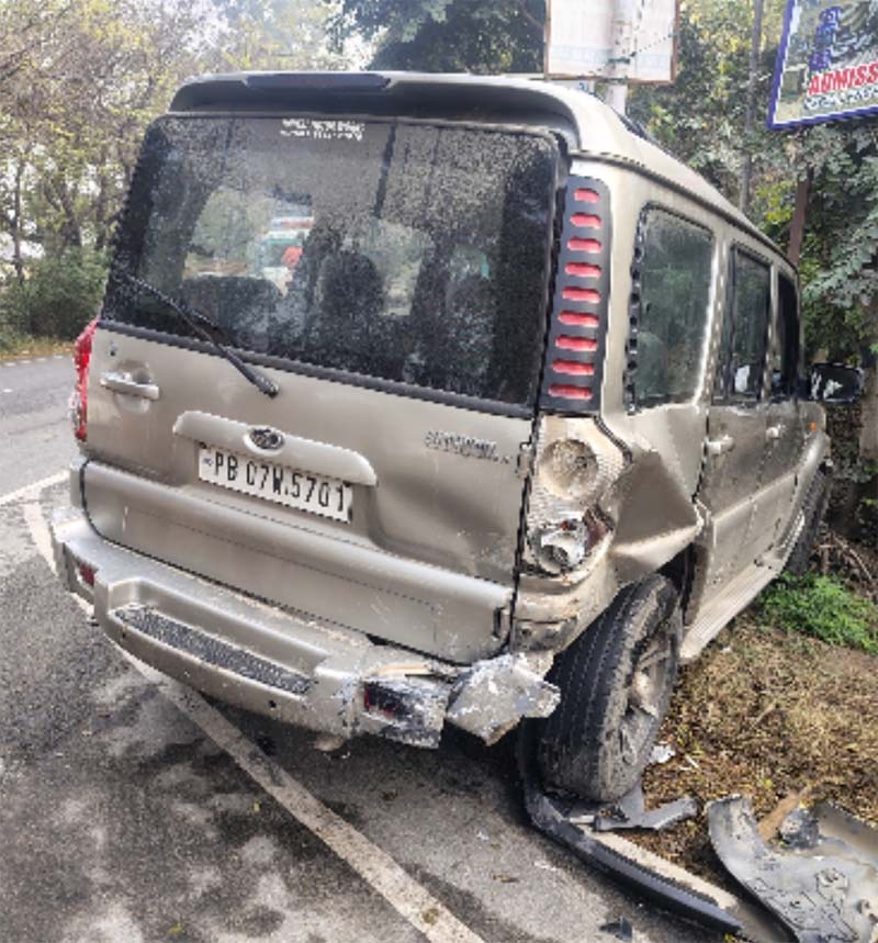 ਨਵੇਂ ਸਾਲ ਦੇ ਦਿਨ ਹੁਸ਼ਿਆਰਪੁਰ ਵਿਖੇ ਦੋ ਗੱਡੀਆਂ ਦੀ ਭਿਆਨਕ ਟੱਕਰ, ਬੱਚੇ ਸਮੇਤ ਚਾਰ ਜ਼ਖ਼ਮੀ